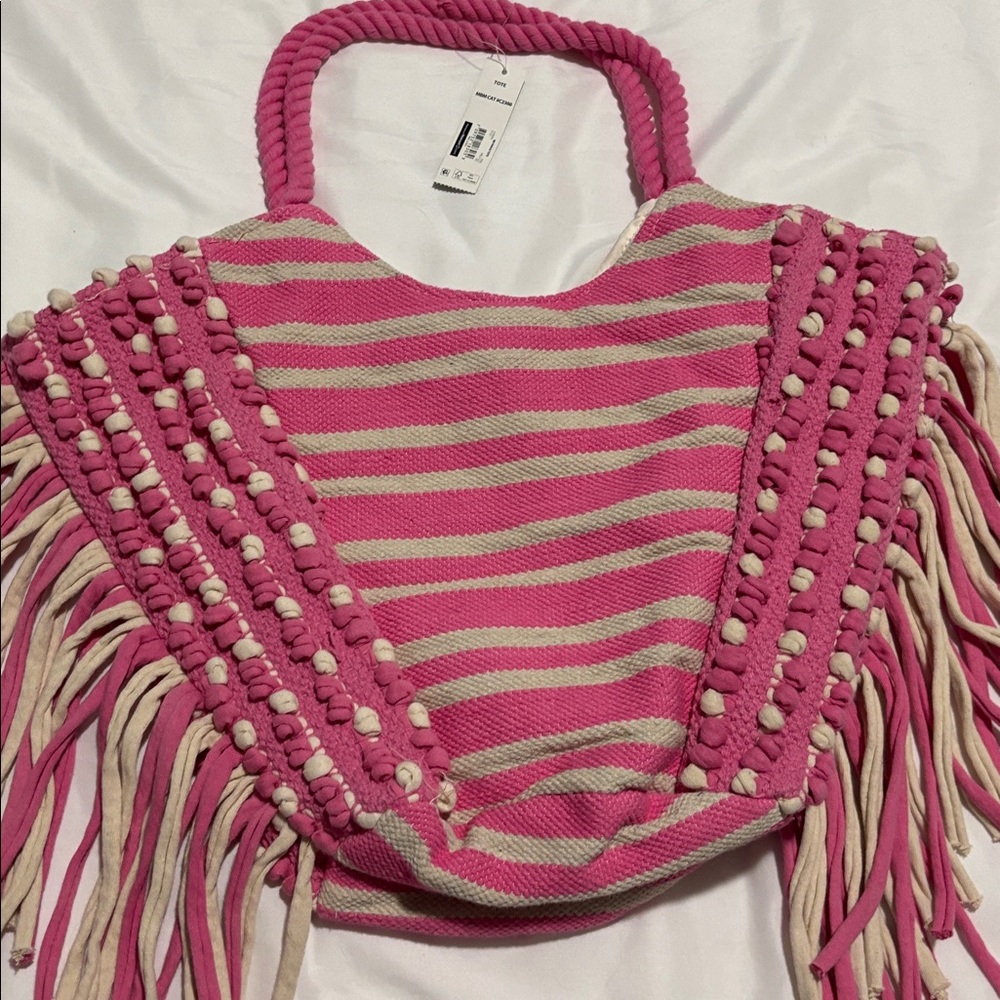 NWT Pink and White Striped Fringe Tote Beach Bag - Picture 6 of 9